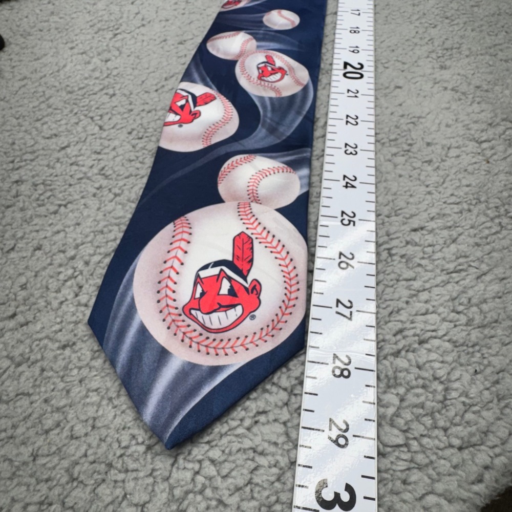 Cleveland Indians Tie Men Navy Blue MLB Baseball Chief Wahoo Retro Fan Apparel